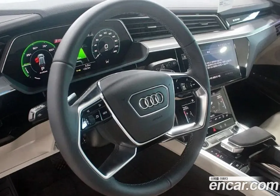 Audi Q8 e-tron 2024 из KR, фото 9