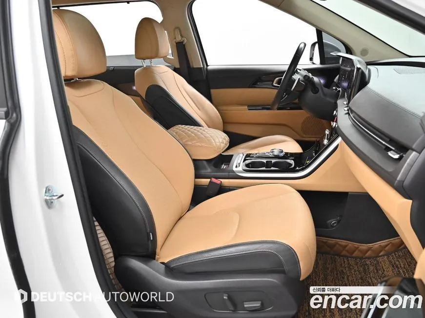 Kia Carnival — фото 10