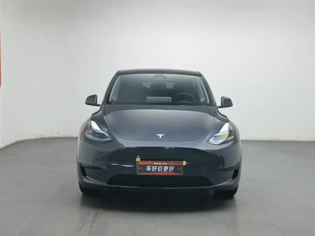 Tesla Model Y 2024 из CN, фото 3