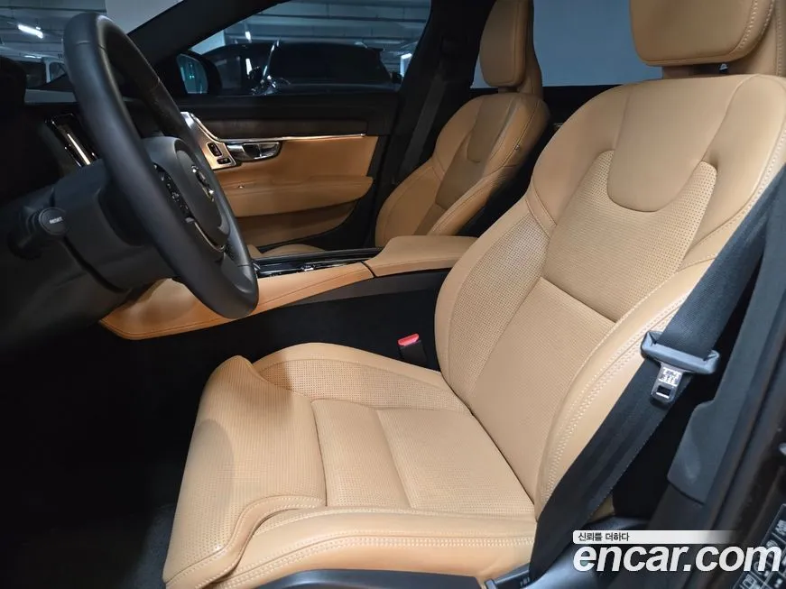 Volvo S90 — фото 10