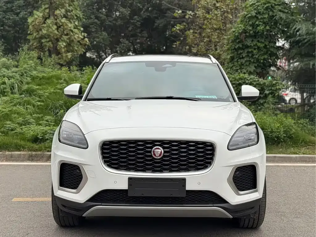 Jaguar E-PACE 2025 из CN, фото 2