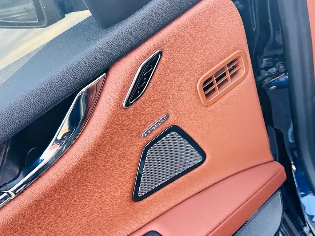 Maserati Quattroporte 2023 из CN, фото 8