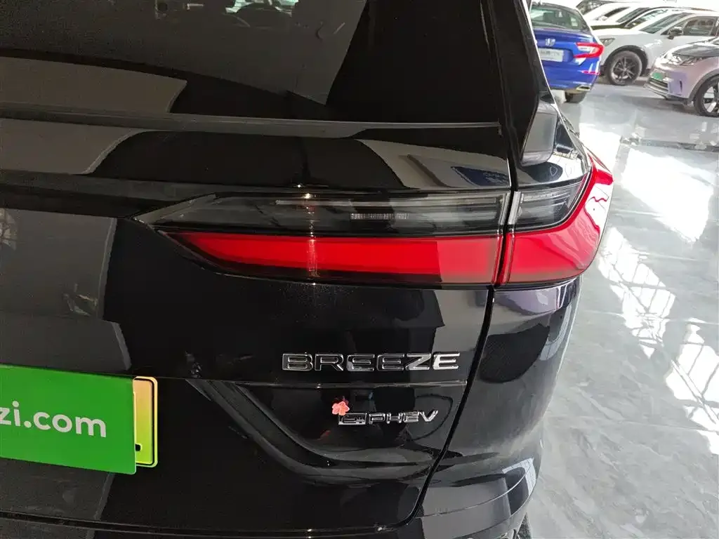 Honda Breeze PHEV 2024 из CN, фото 8