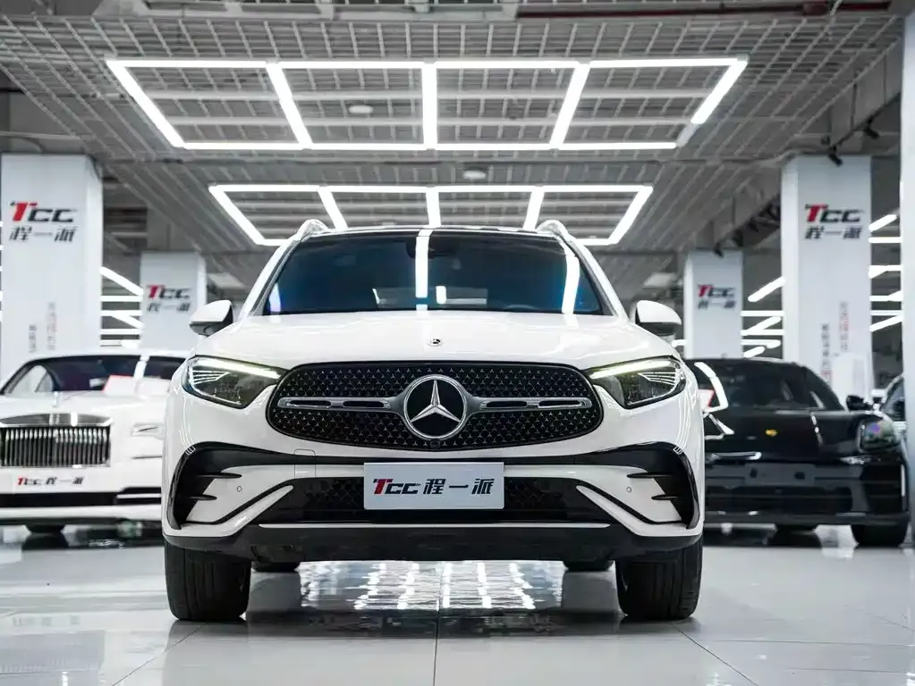 Mercedes-Benz GLC 2023 из CN, фото 2