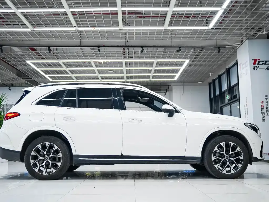 Mercedes-Benz GLC 2023 из CN, фото 4