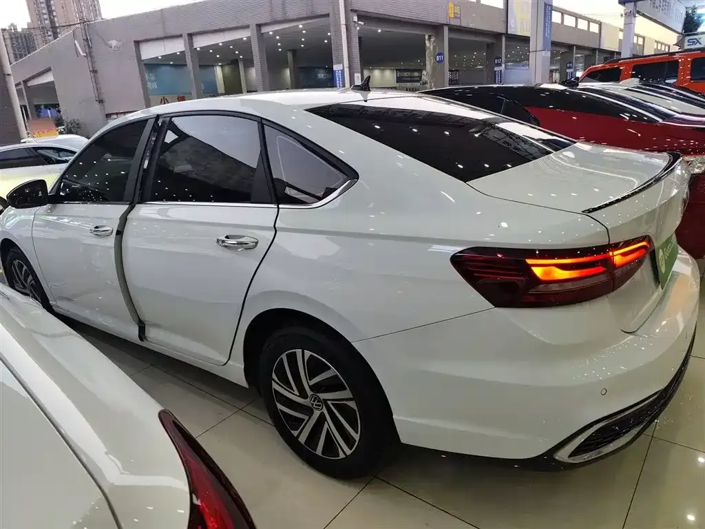 Volkswagen Lavida 2023 из CN, фото 5
