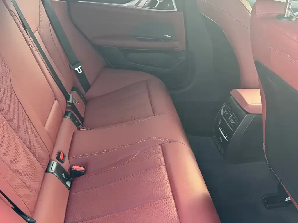 BMW 4 Series 2025 из CN, фото 7