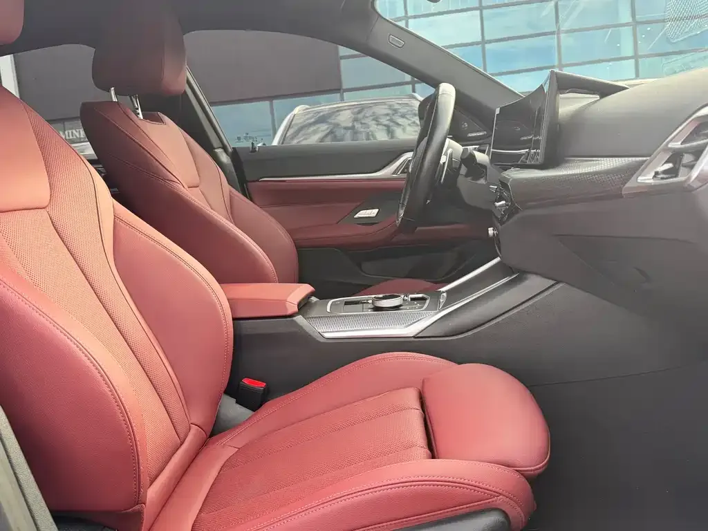 BMW 4 Series 2025 из CN, фото 9
