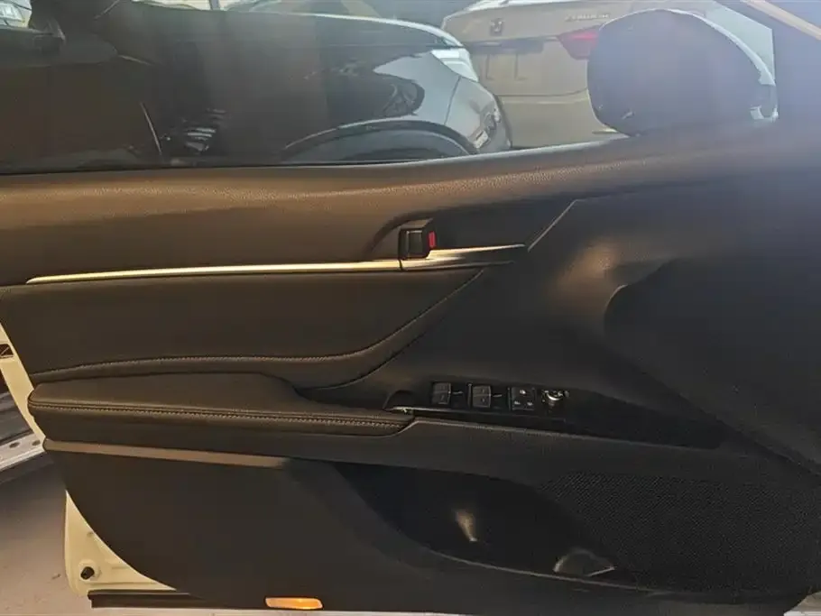 Toyota Camry 2021 из CN, фото 7