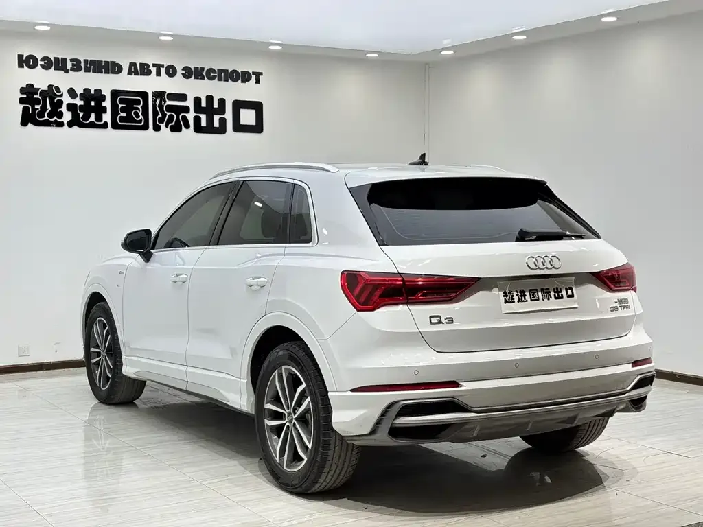 Audi Q3 2022 из CN, фото 8