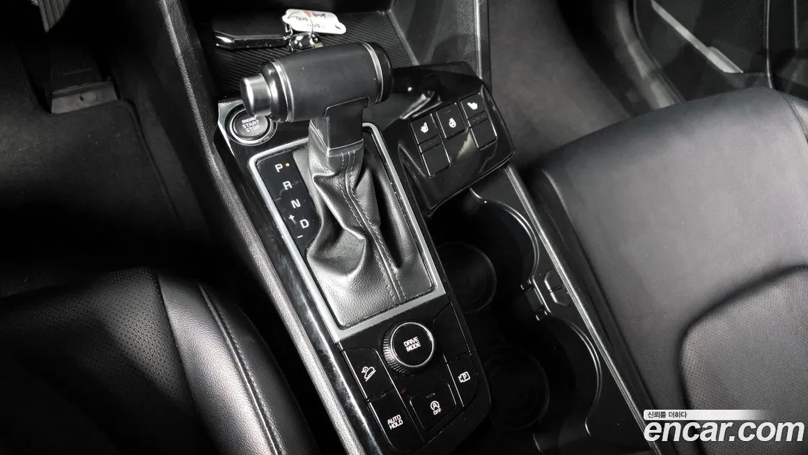Kia Sportage — фото 9