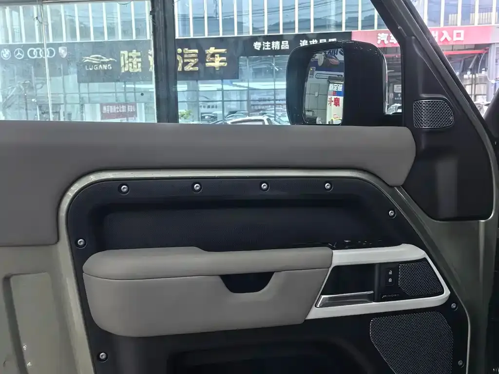 Land Rover Defender 2021 из CN, фото 9