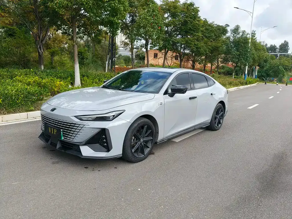 Changan UNI-V iDD 2023 из CN, фото 1