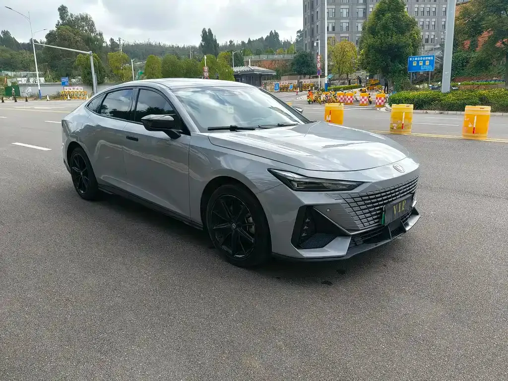 Changan UNI-V iDD 2023 из CN, фото 3