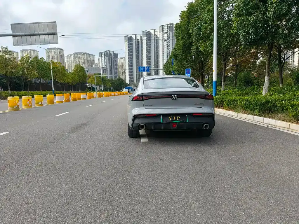 Changan UNI-V iDD 2023 из CN, фото 8