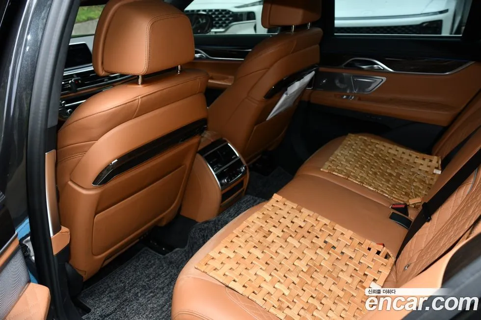 BMW 7-Series 2022 из KR, фото 8