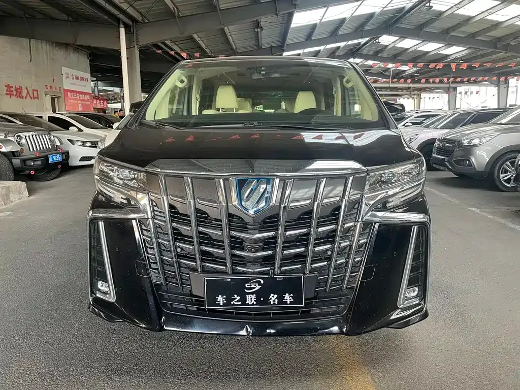 Toyota Alphard 2022 из CN, фото 2