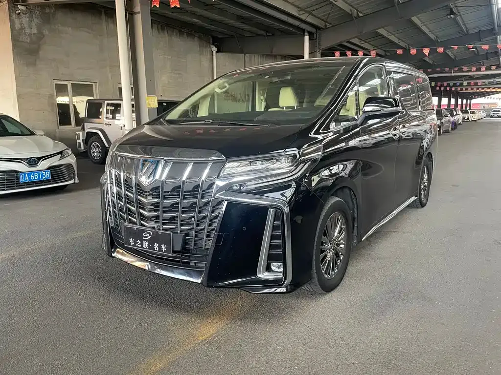Toyota Alphard 2022 из CN, фото 3