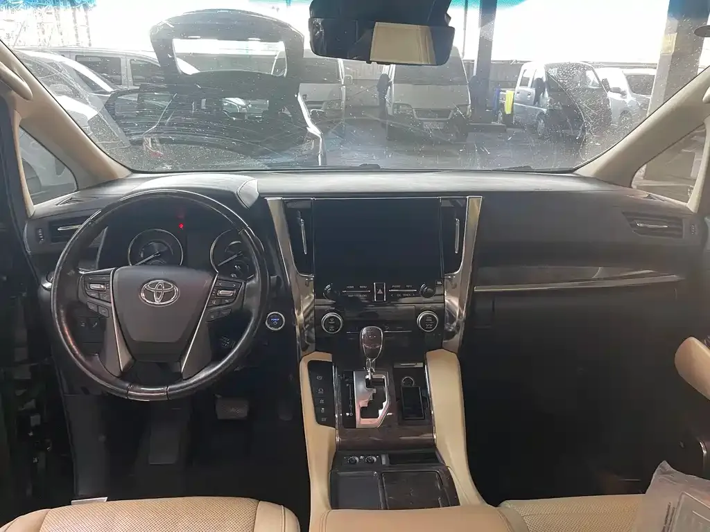 Toyota Alphard 2022 из CN, фото 7