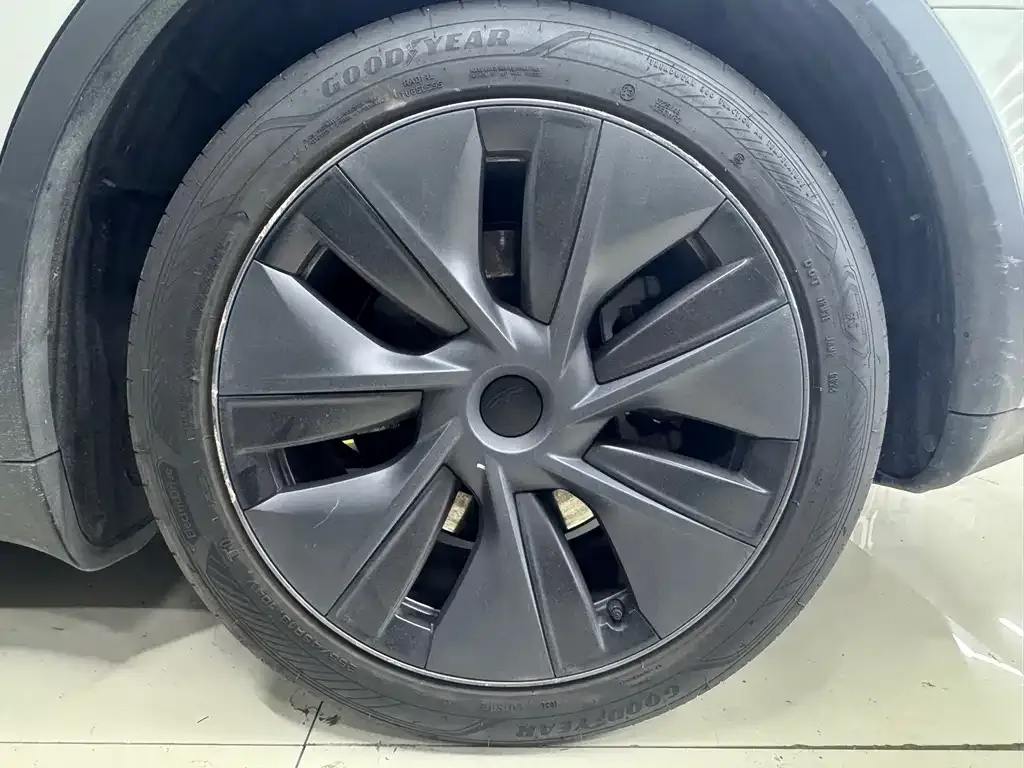 Tesla Model Y 2024 из CN, фото 9