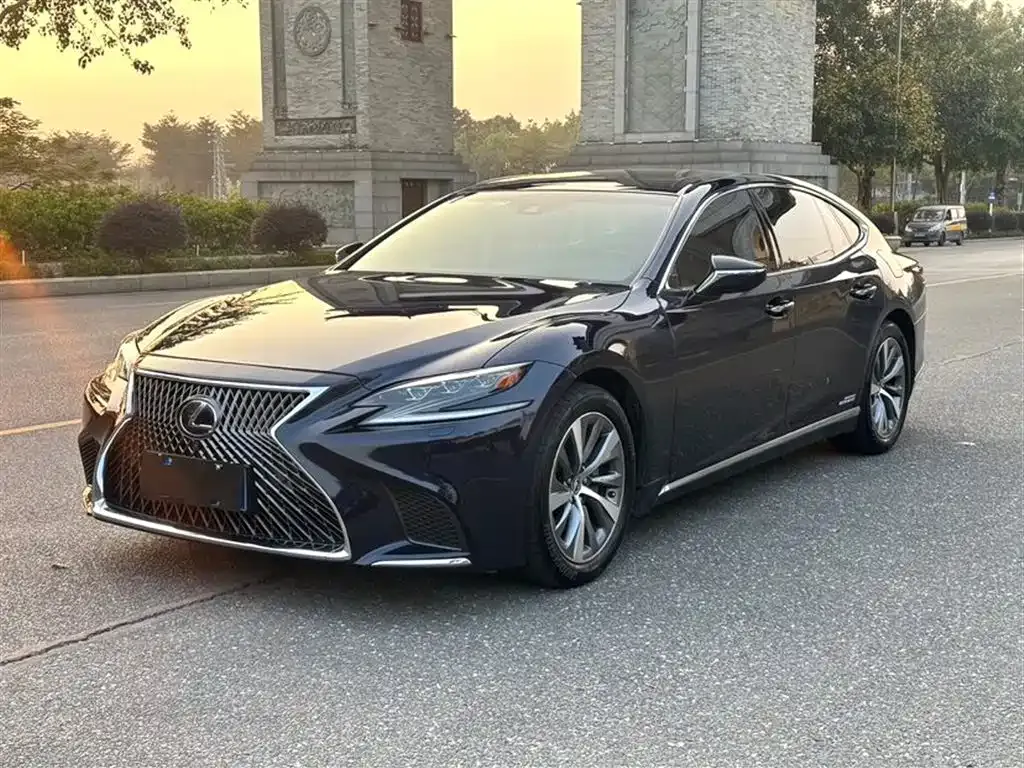 Lexus LS 2021 из CN, фото 2