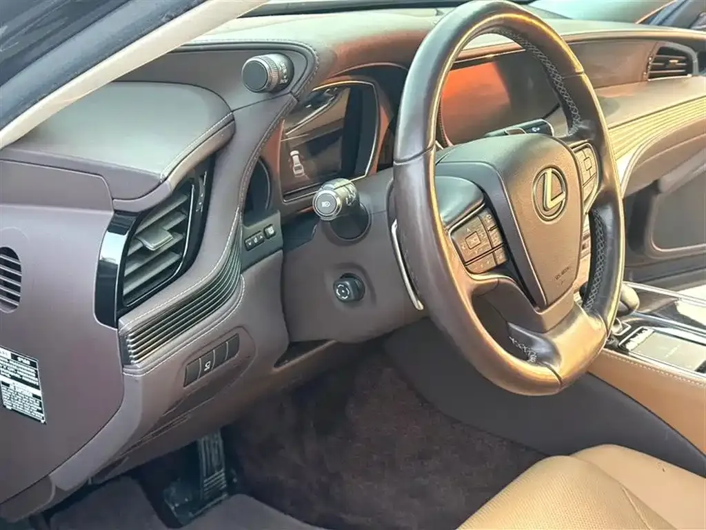 Lexus LS 2021 из CN, фото 7