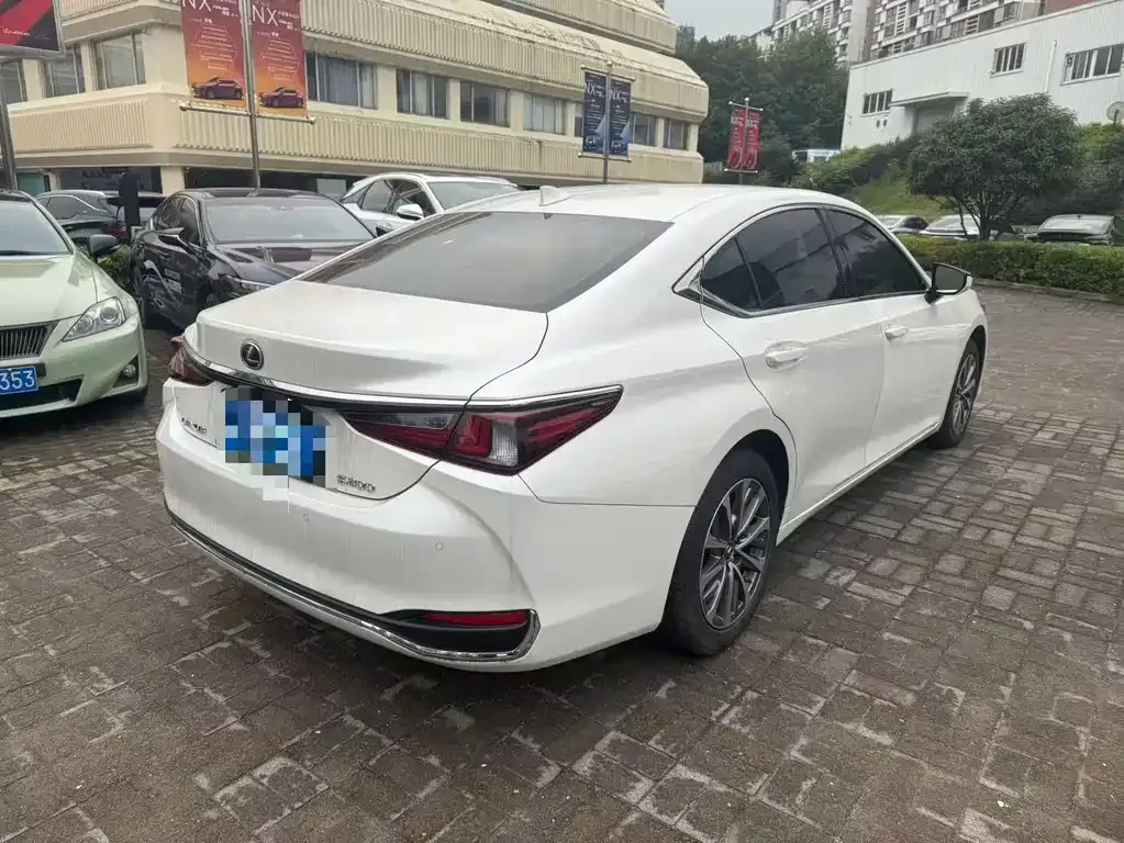 Lexus ES 2024 из CN, фото 7