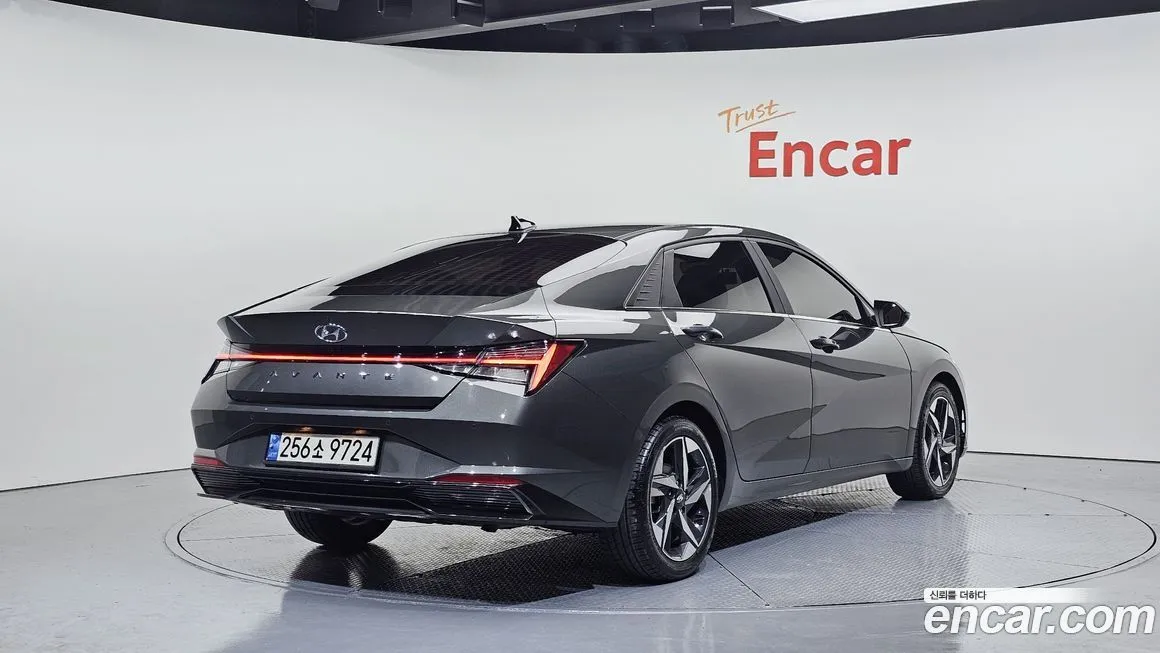 Hyundai AVANTE — фото 2