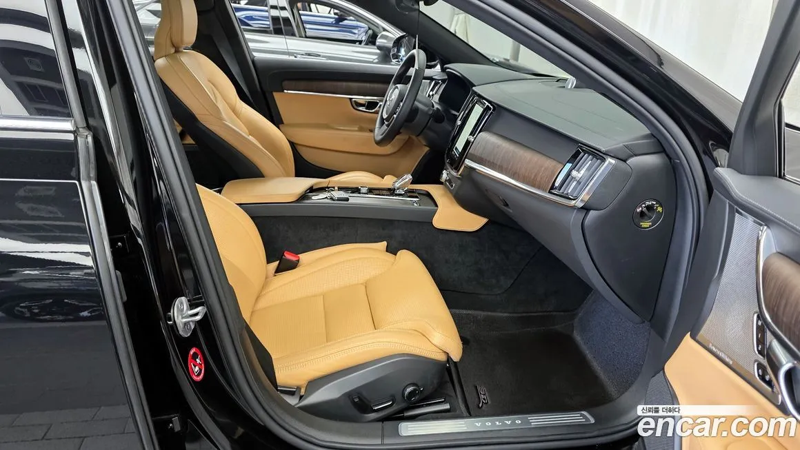 Volvo S90 — фото 9
