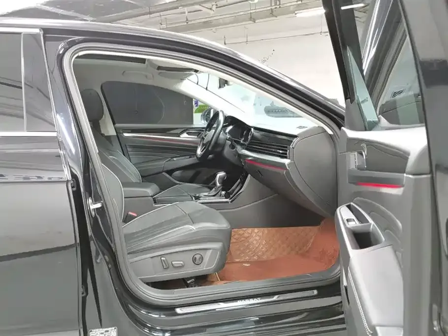 Volkswagen Passat 2022 из CN, фото 8