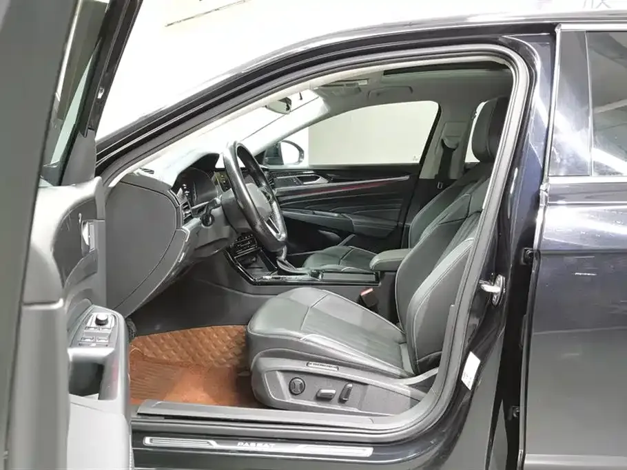 Volkswagen Passat 2022 из CN, фото 9