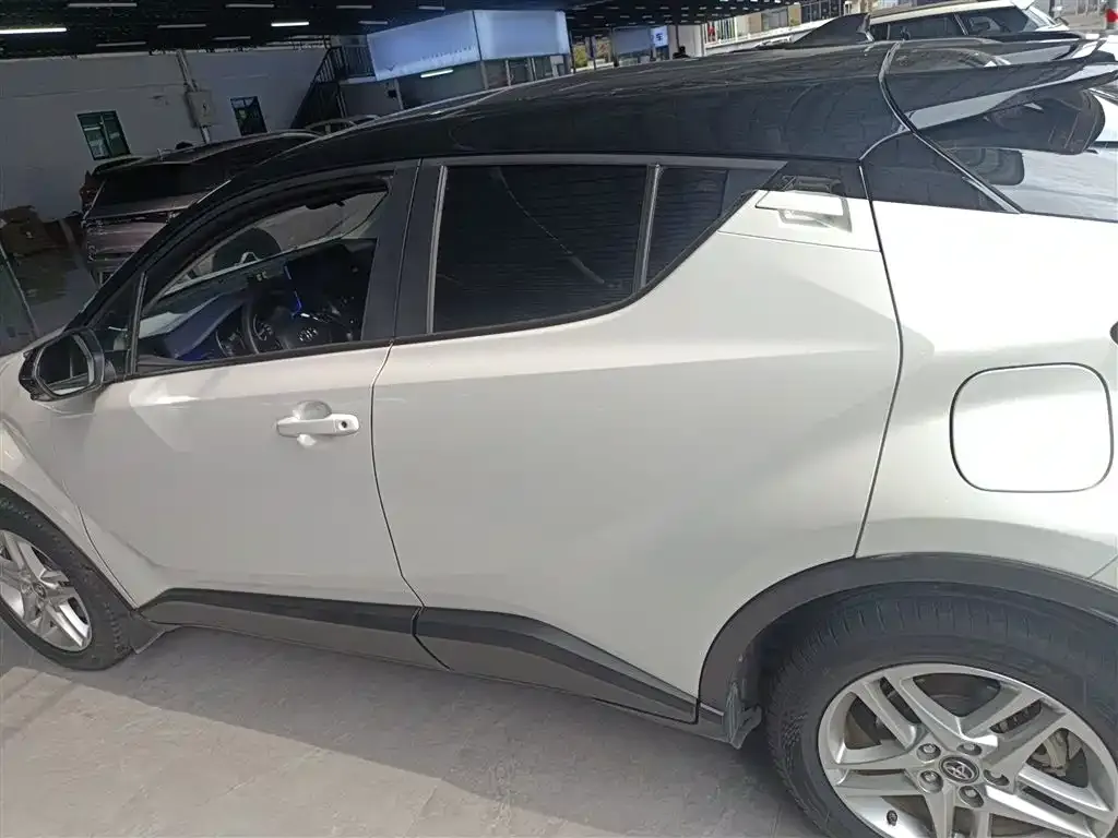 Toyota C-HR 2021 из CN, фото 5