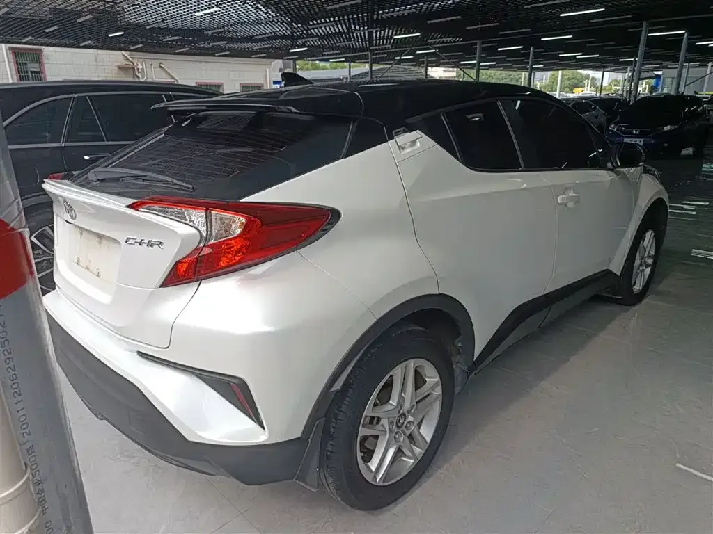 Toyota C-HR 2021 из CN, фото 7