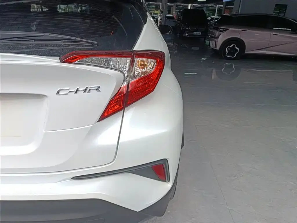 Toyota C-HR 2021 из CN, фото 8