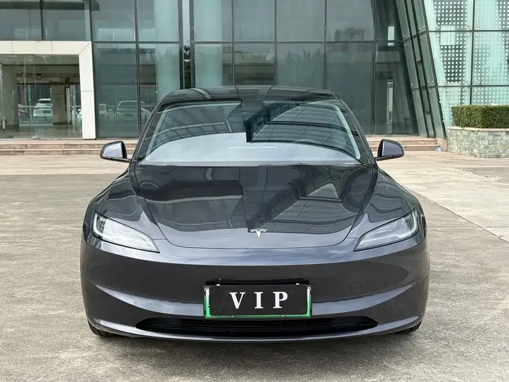 Tesla Model 3 2024 из CN, фото 2