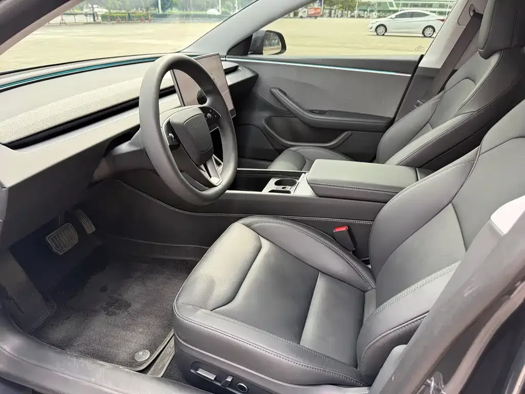 Tesla Model 3 2024 из CN, фото 7