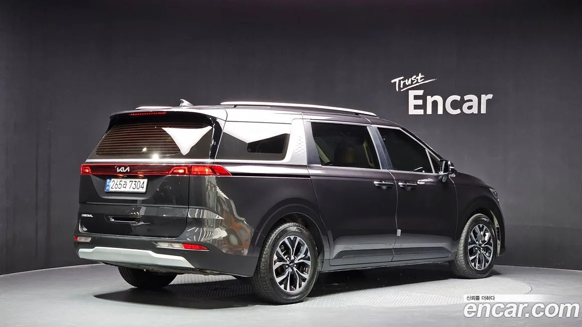 Kia Carnival — фото 2