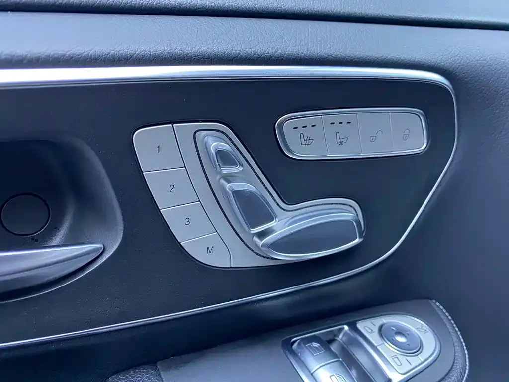 Mercedes-Benz V-Class 2021 из CN, фото 10