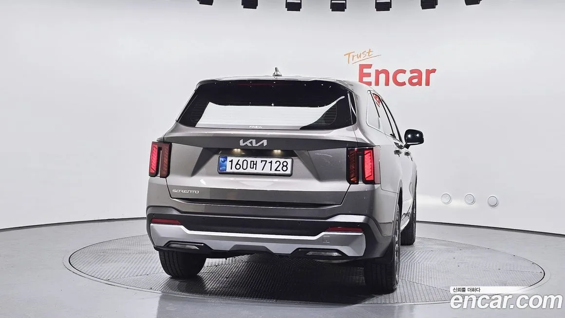 Kia Sorento — фото 4