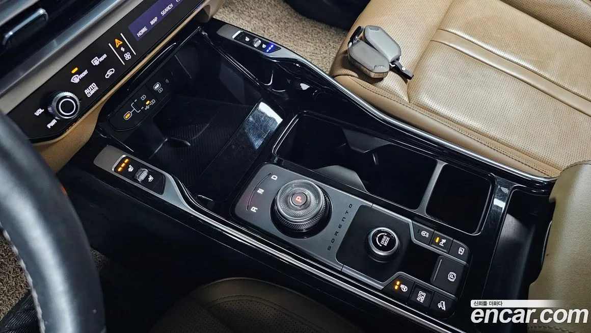 Kia Sorento — фото 9