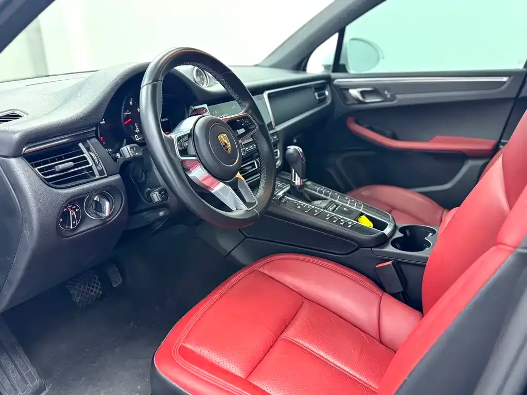 Porsche Macan 2021 из CN, фото 4