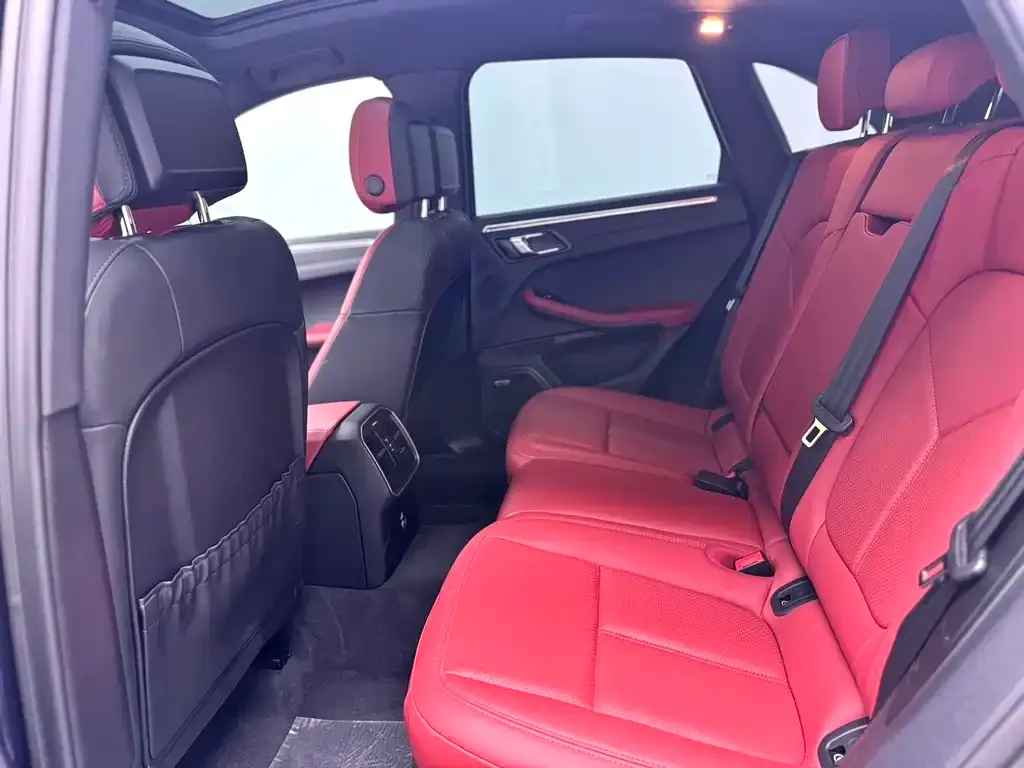 Porsche Macan 2021 из CN, фото 6