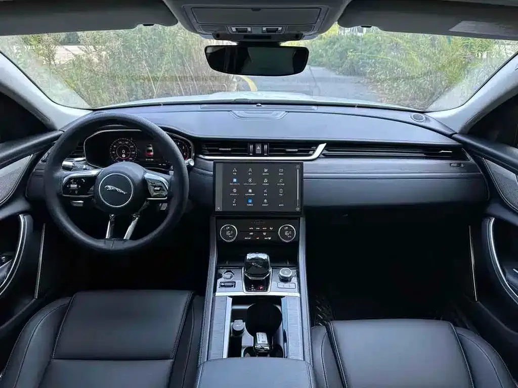 Jaguar XFL 2025 из CN, фото 6