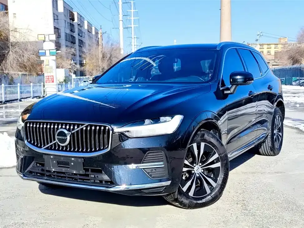 Volvo XC60 2023 из CN, фото 1