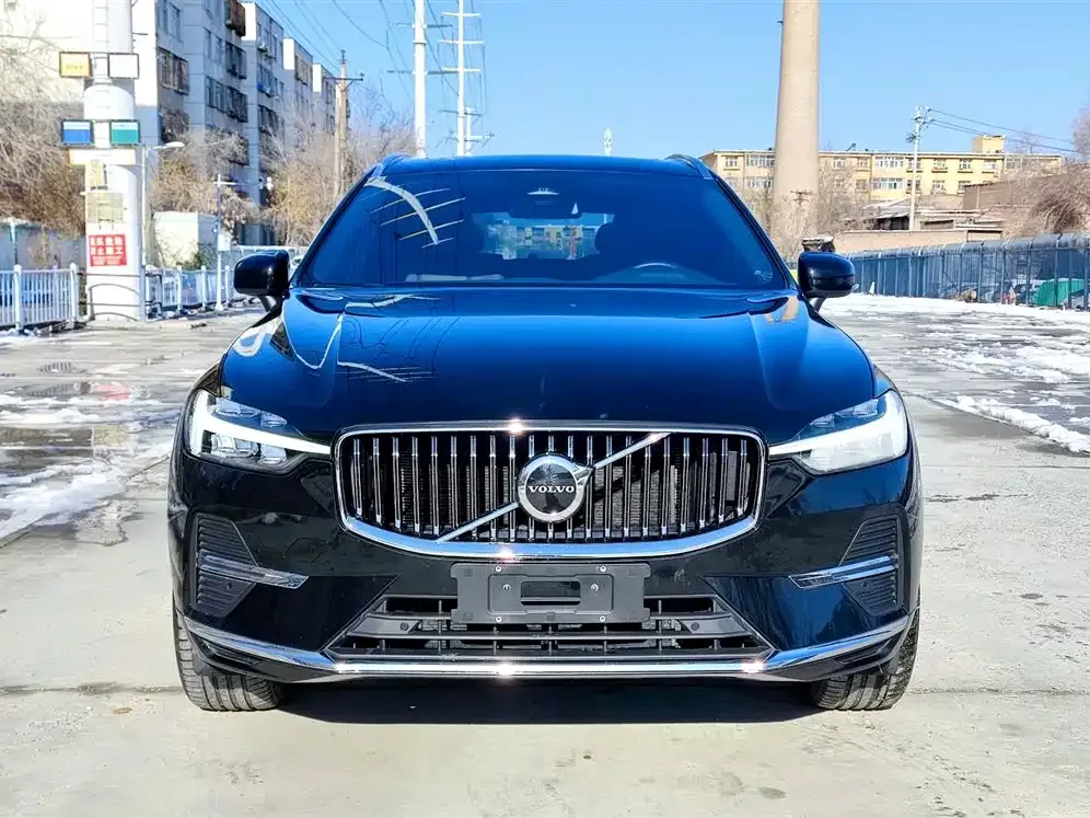Volvo XC60 2023 из CN, фото 2