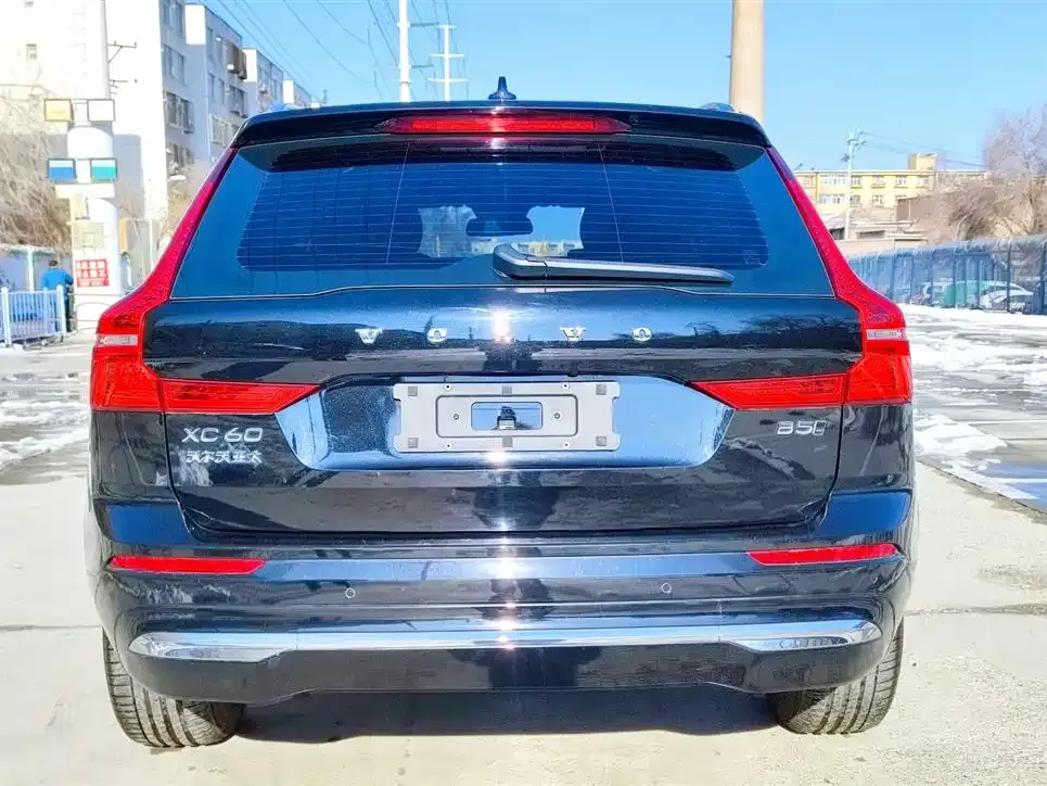 Volvo XC60 2023 из CN, фото 5