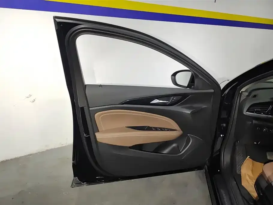 Buick Regal 2023 из CN, фото 7