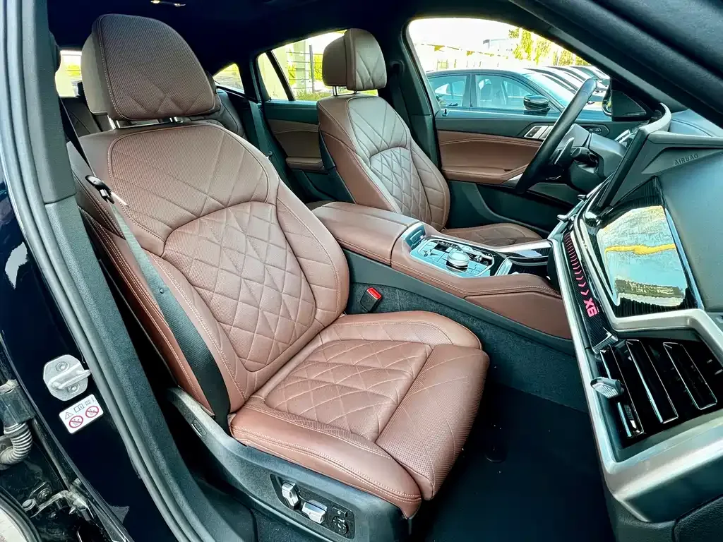 BMW X6 2024 из CN, фото 6