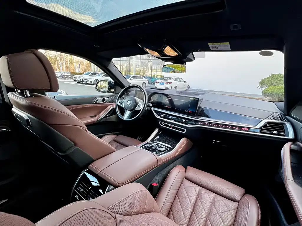 BMW X6 2024 из CN, фото 7