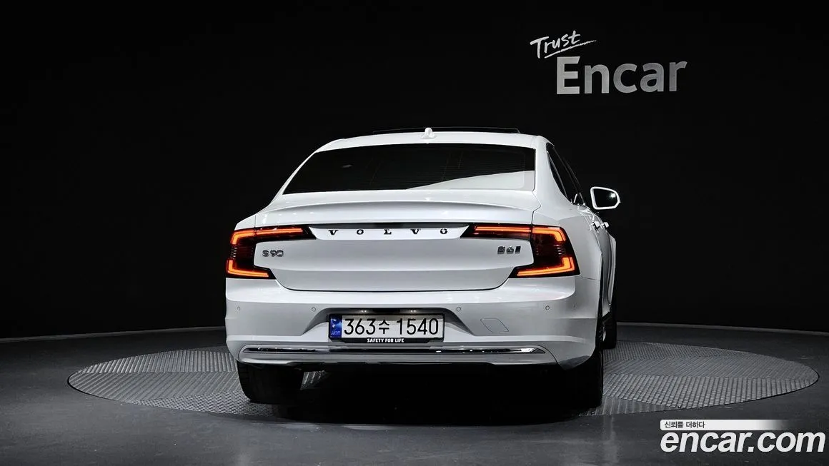 Volvo S90 — фото 4